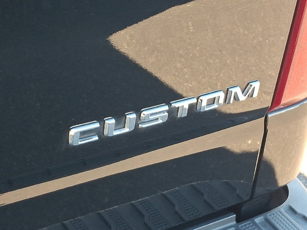 Certified 2022 Chevrolet Silverado 1500 Custom AWD/4WD image 31