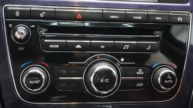 Used 2013 Jaguar XJ L Portfolio AWD/4WD image 14