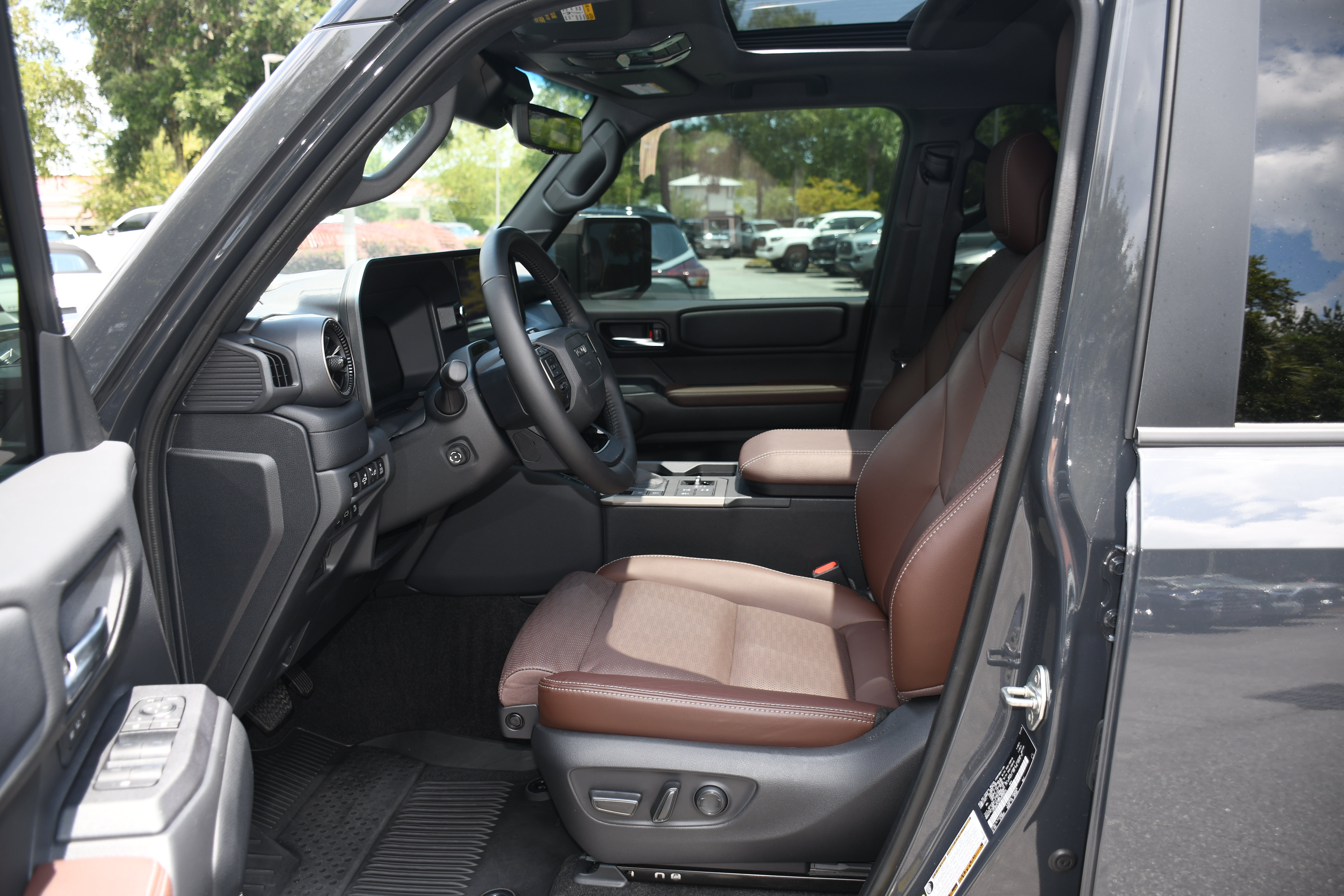 Certified 2025 Toyota Land Cruiser w/ Premium Package AWD/4WD image 8