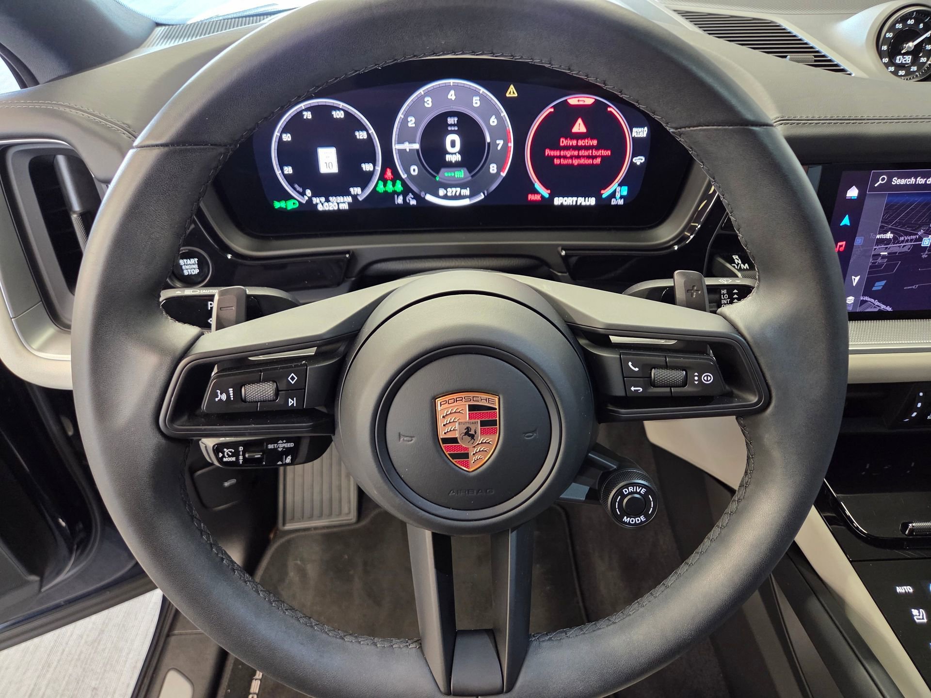 Certified 2026 Porsche Cayenne E-Hybrid Coupe AWD/4WD image 17