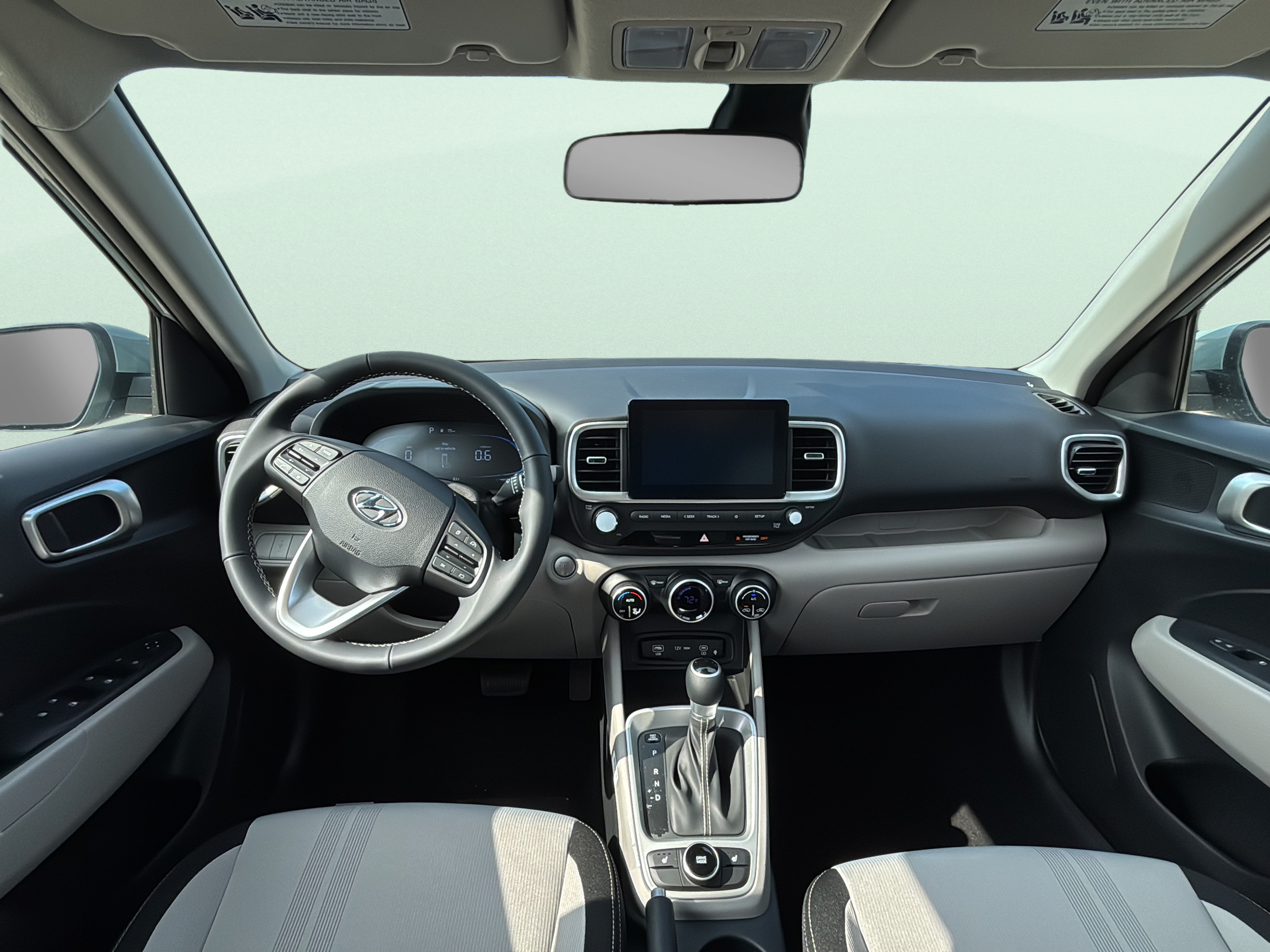 New 2026 Hyundai Venue SEL FWD image 9