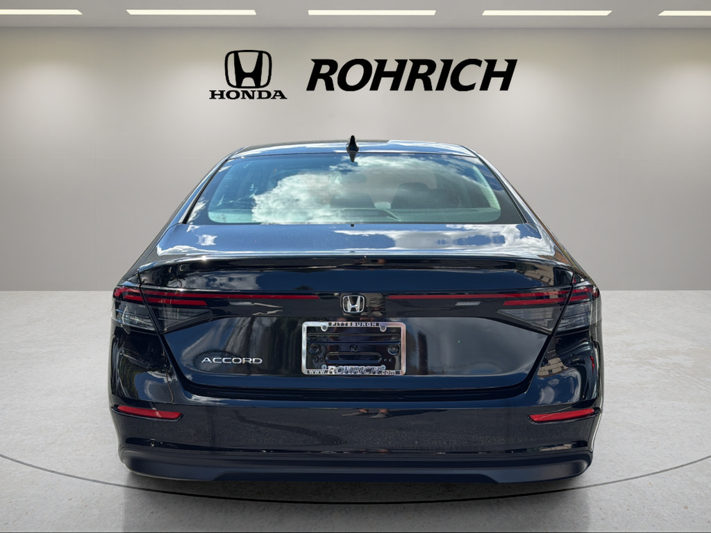 Used 2023 Honda Accord LX image 7