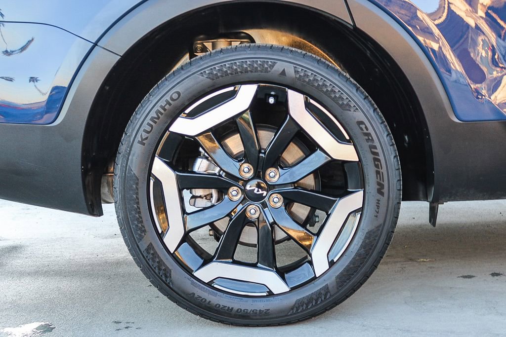 Used 2025 Kia Telluride S image 10