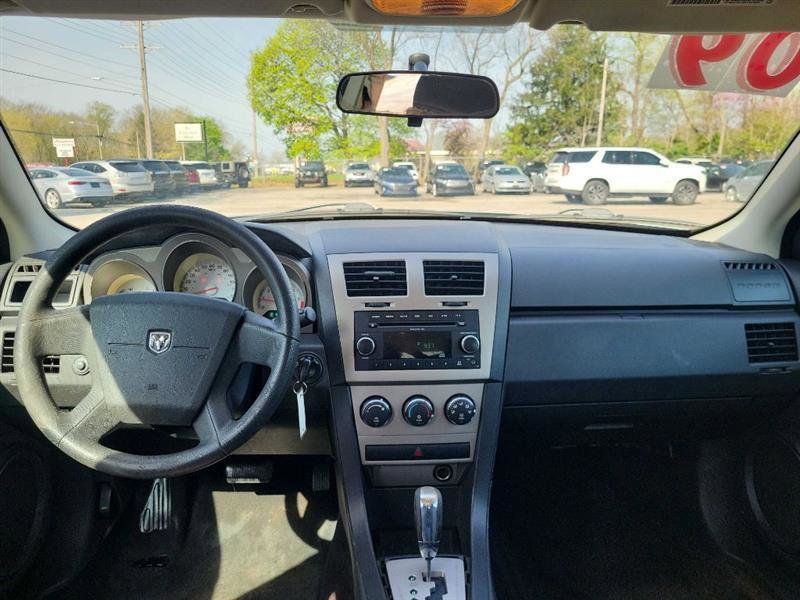 Used 2009 Dodge Avenger SE FWD image 9