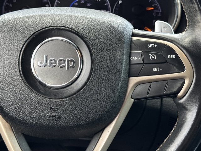 Used 2016 Jeep Grand Cherokee Limited w/ Trailer Tow Group IV AWD/4WD image 17