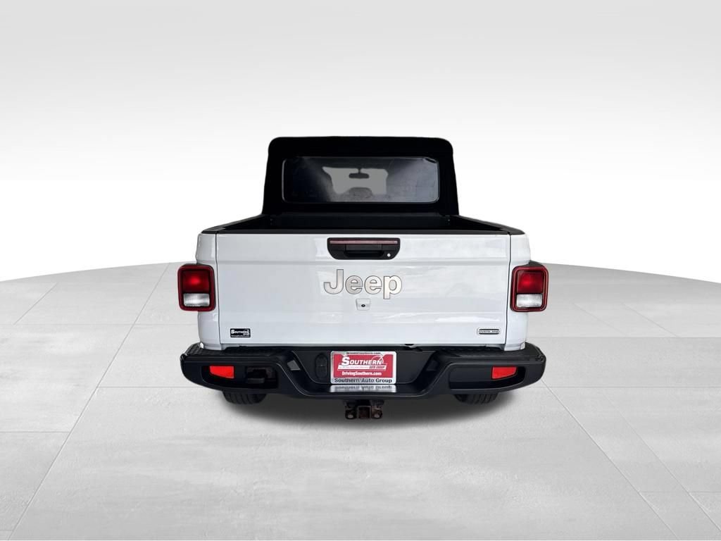 Used 2021 Jeep Gladiator Overland w/ Cold Weather Group AWD/4WD image 4