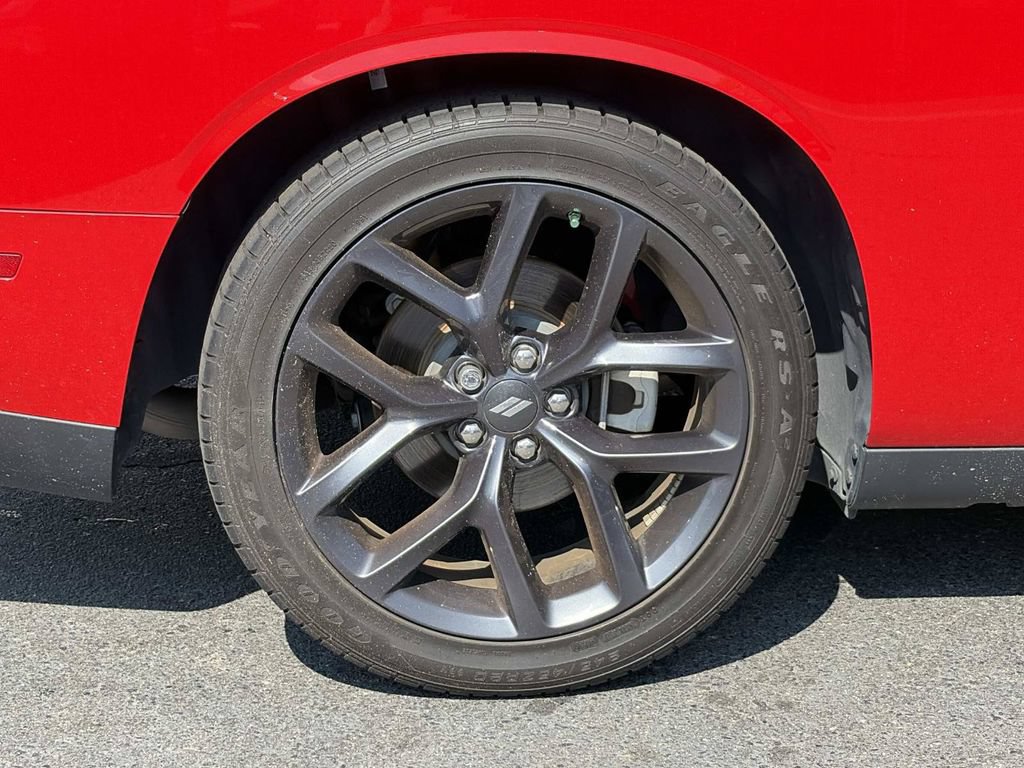Used 2023 Dodge Challenger R/T w/ Plus Package RWD image 9