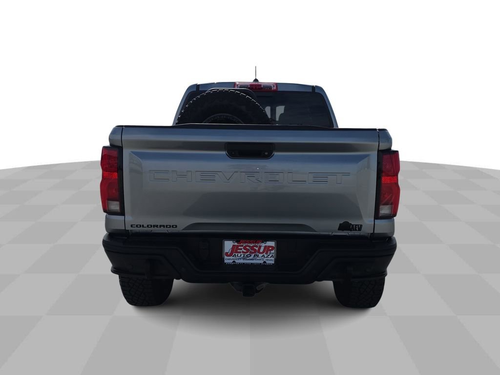 Used 2024 Chevrolet Colorado ZR2 w/ ZR2 Bison Edition image 7