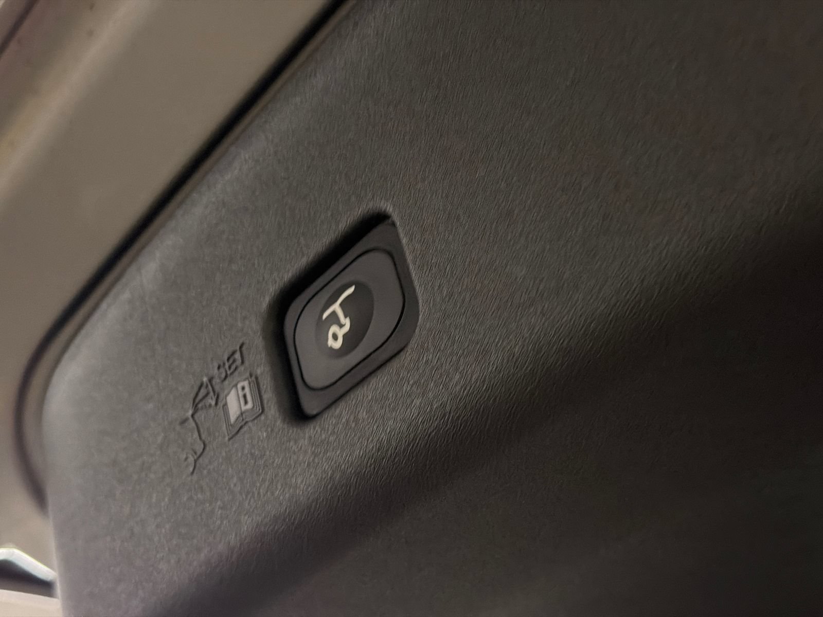 New 2026 Lincoln Nautilus Premier AWD/4WD image 9