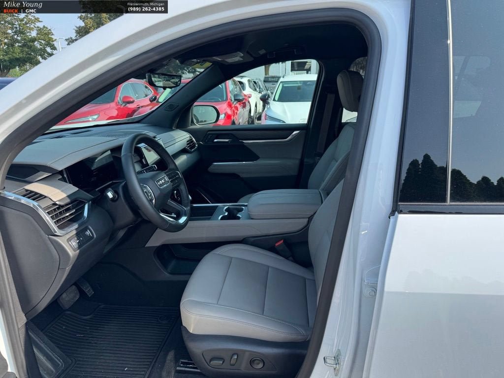 New 2026 GMC Acadia Elevation w/ Black Edition FWD image 23
