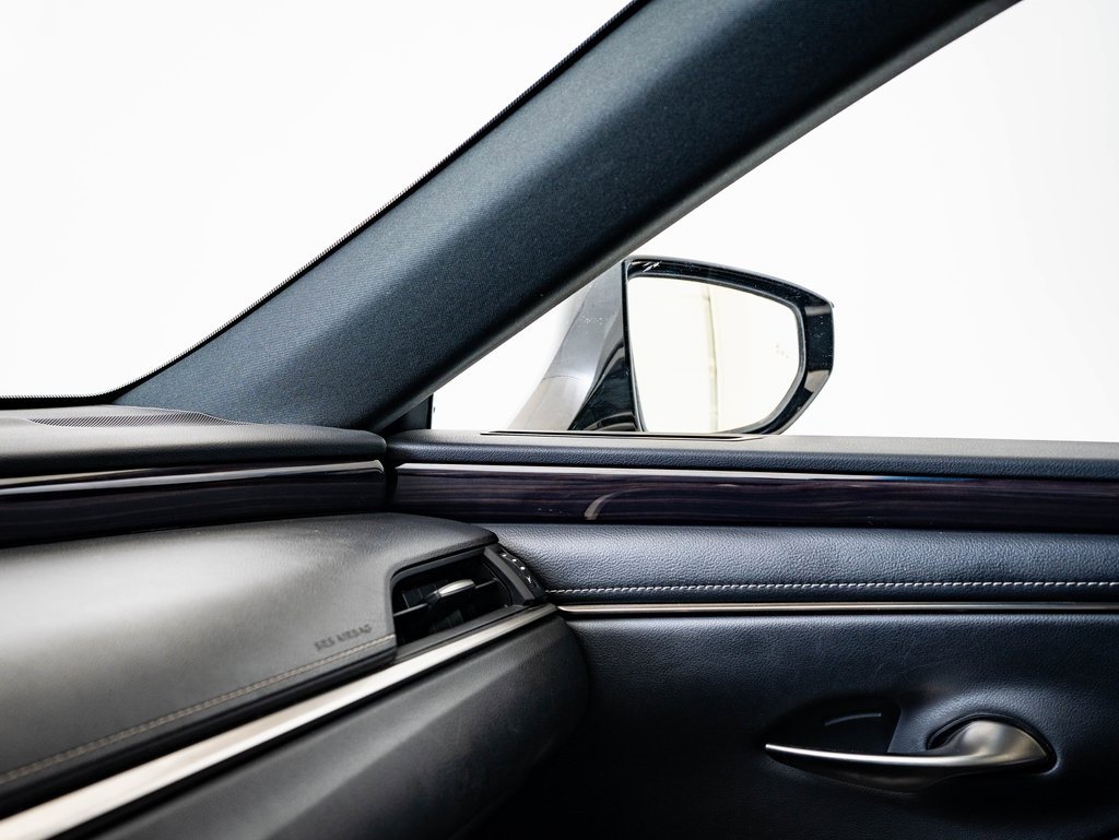 Certified 2019 Lexus ES 350 w/ Accessory Package 2 image 32