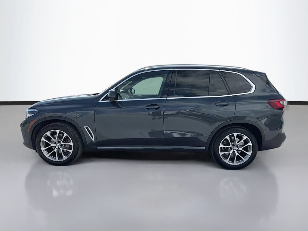 Used 2022 BMW X5 xDrive40i w/ Premium Package AWD/4WD image 4