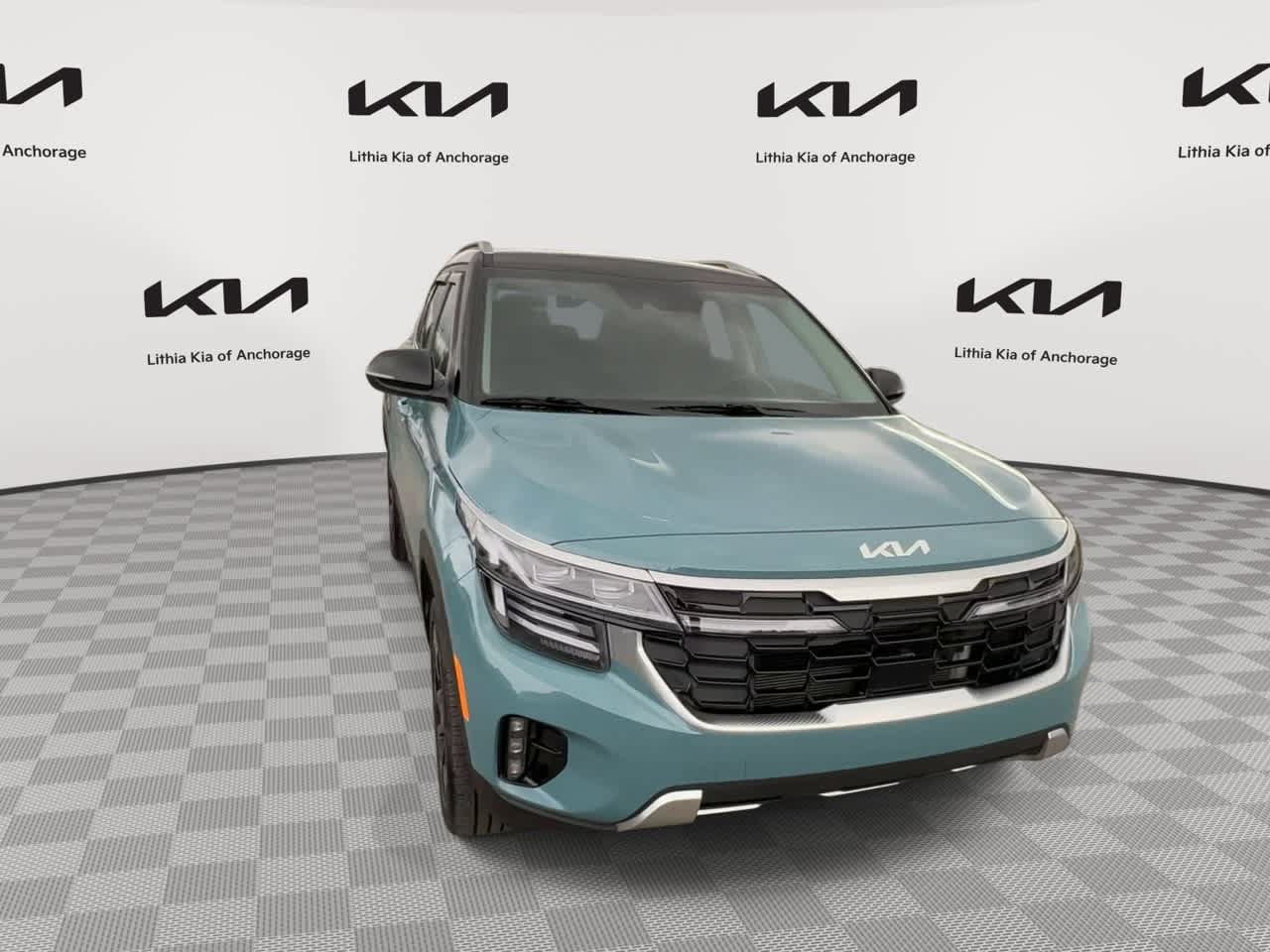Used 2024 Kia Seltos SX AWD/4WD image 3
