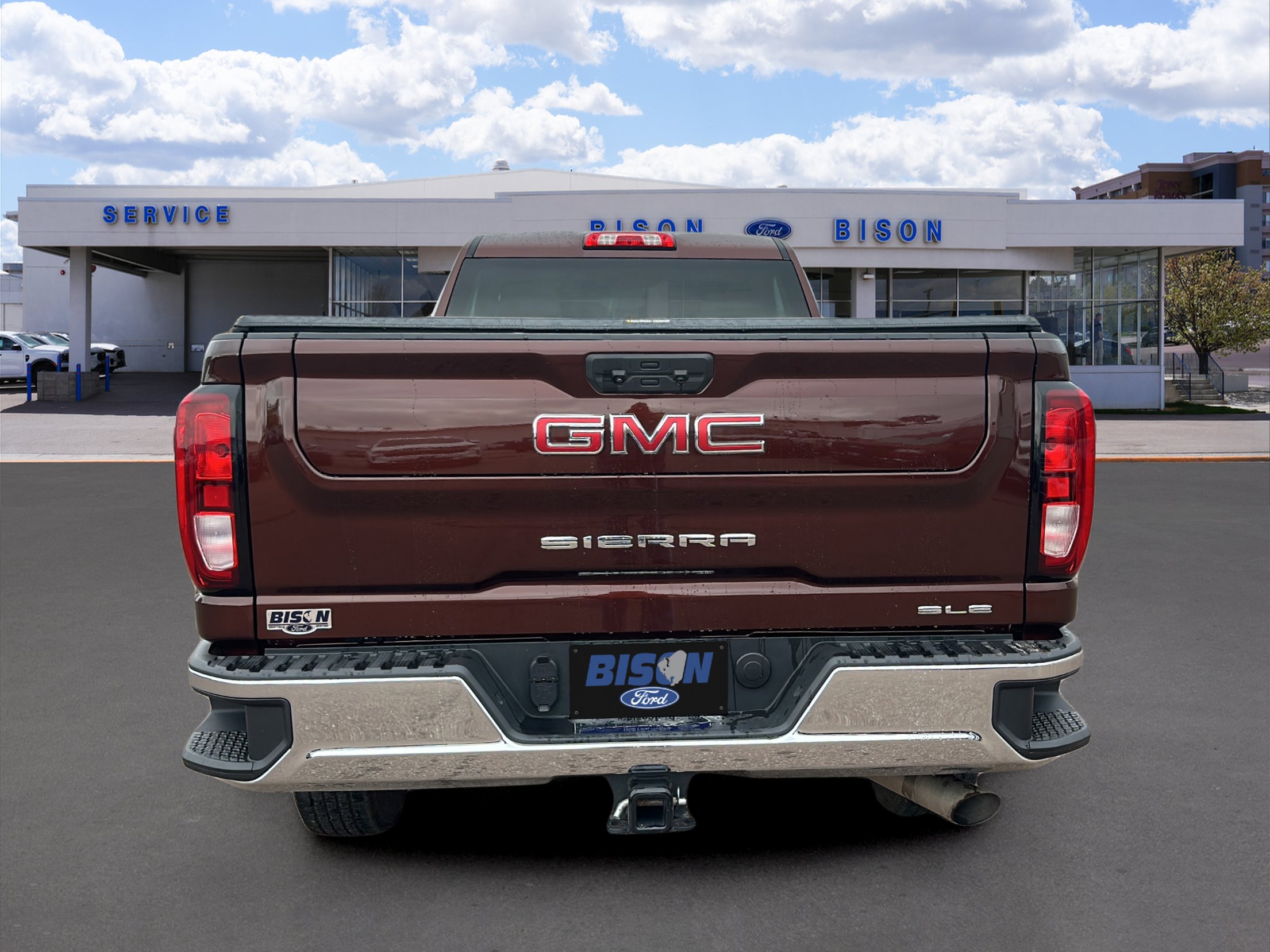Used 2024 GMC Sierra 2500 SLE image 3