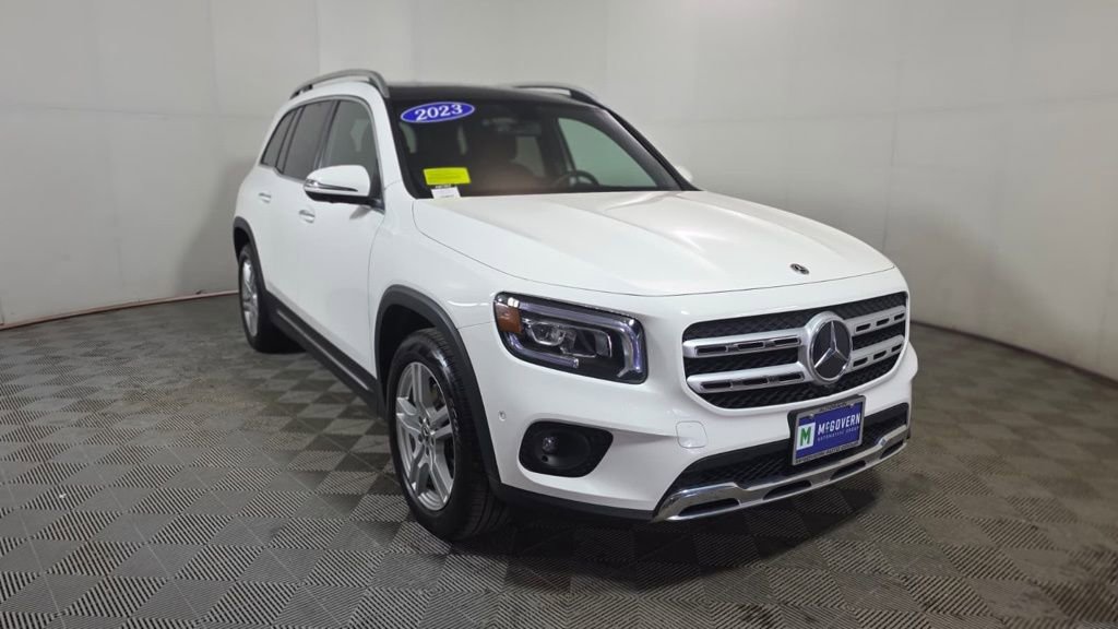 Used 2023 Mercedes-Benz GLB 250 4MATIC image 9