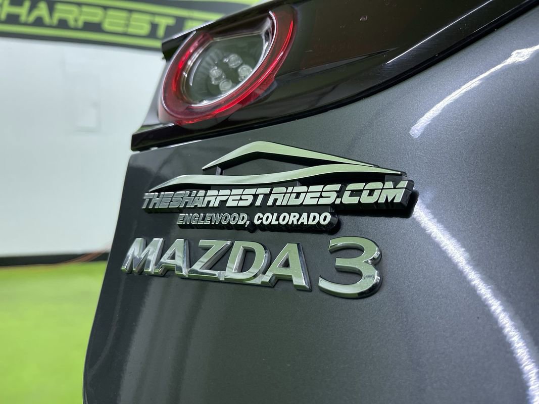 Used 2020 MAZDA MAZDA3 image 12