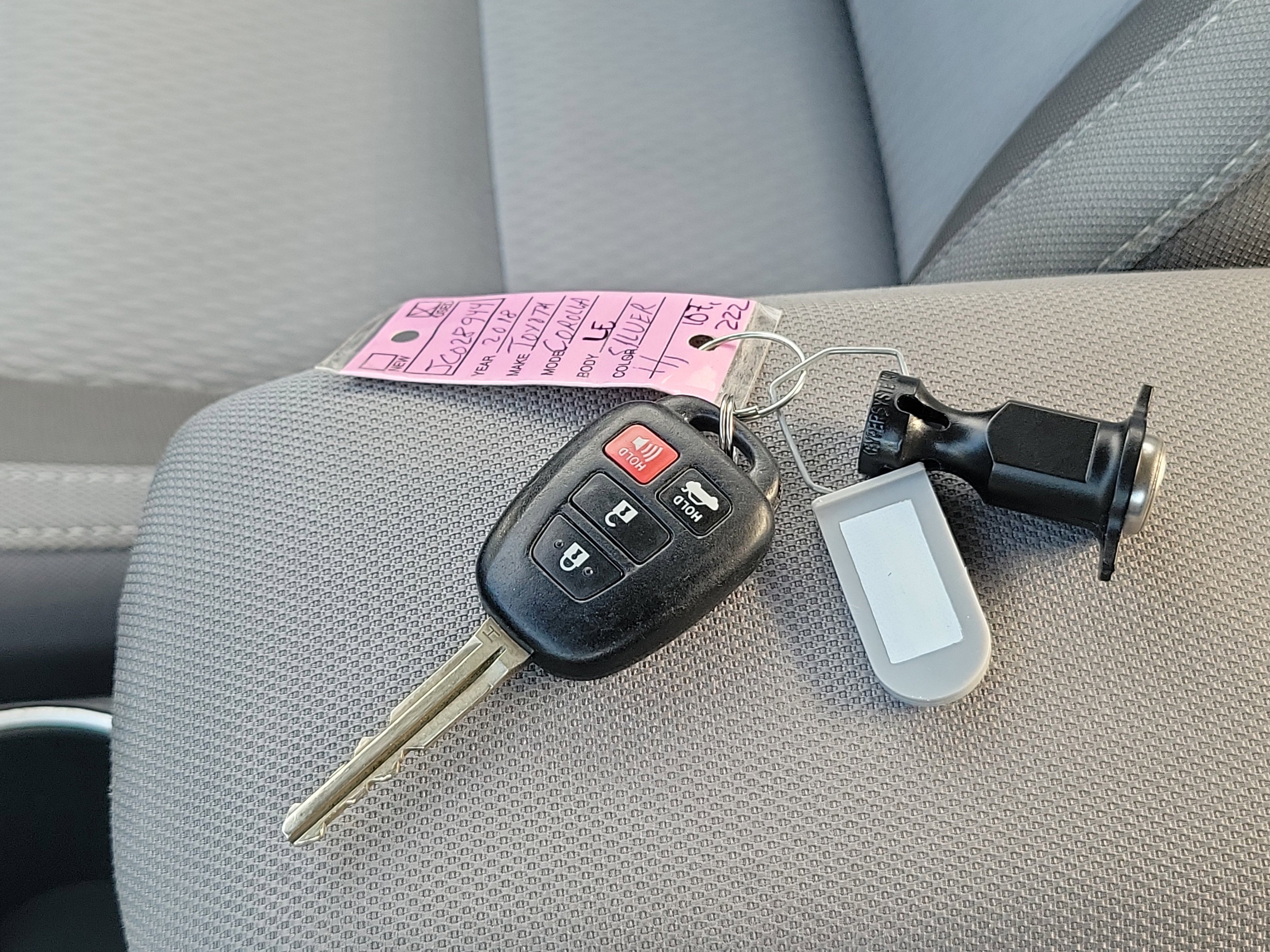 Used 2018 Toyota Corolla LE image 31