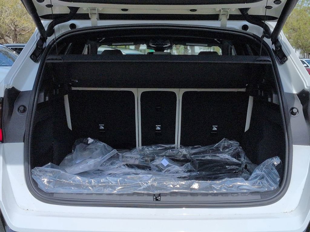New 2026 BMW X1 xDrive28i w/ Technology Package image 13
