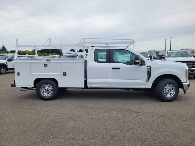 New 2026 Ford F250 XL w/ XL Chrome Package RWD image 4