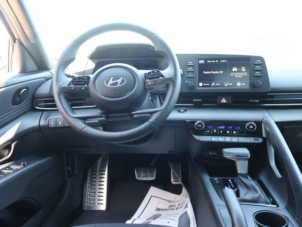 New 2026 Hyundai Elantra Sport w/ Cargo Package image 21