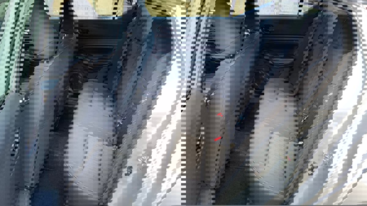 Used 2024 Nissan Altima 2.5 SV image 10