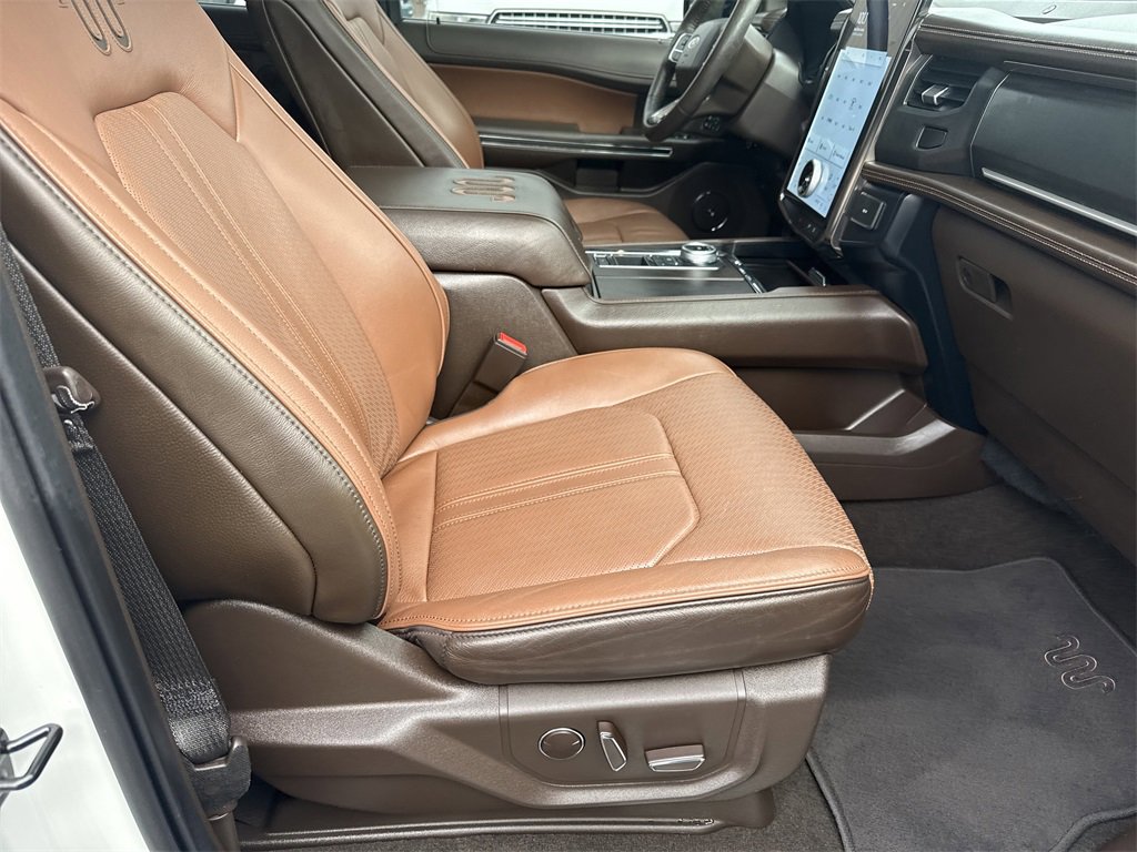 Used 2022 Ford Expedition King Ranch image 14