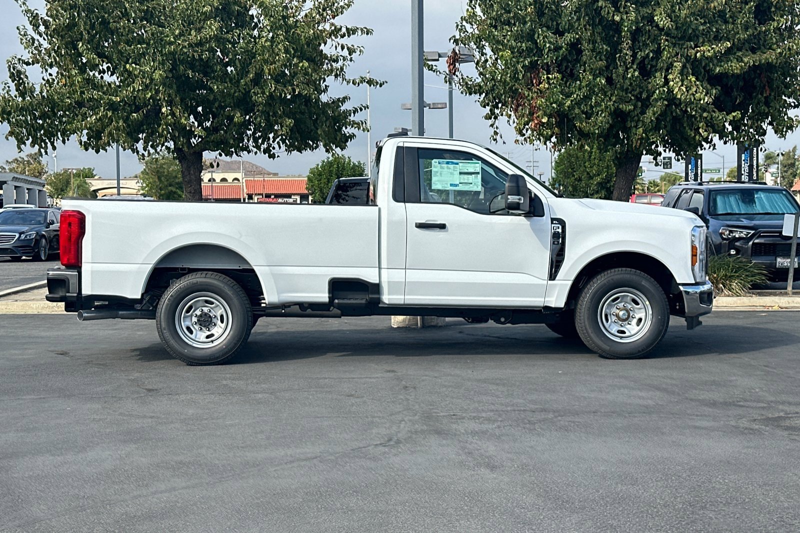 New 2026 Ford F250 XL w/ XL Chrome Package image 3