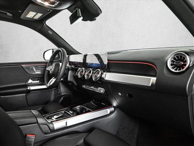 New 2026 Mercedes-Benz GLB 250 4MATIC image 24