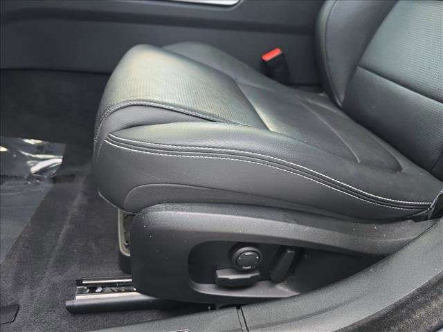 Certified 2024 Jaguar XF R-Dynamic SE image 29