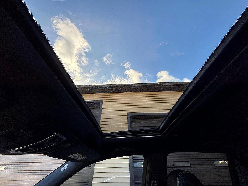 Used 2015 Mercedes-Benz ML 63 AMG 4MATIC image 34