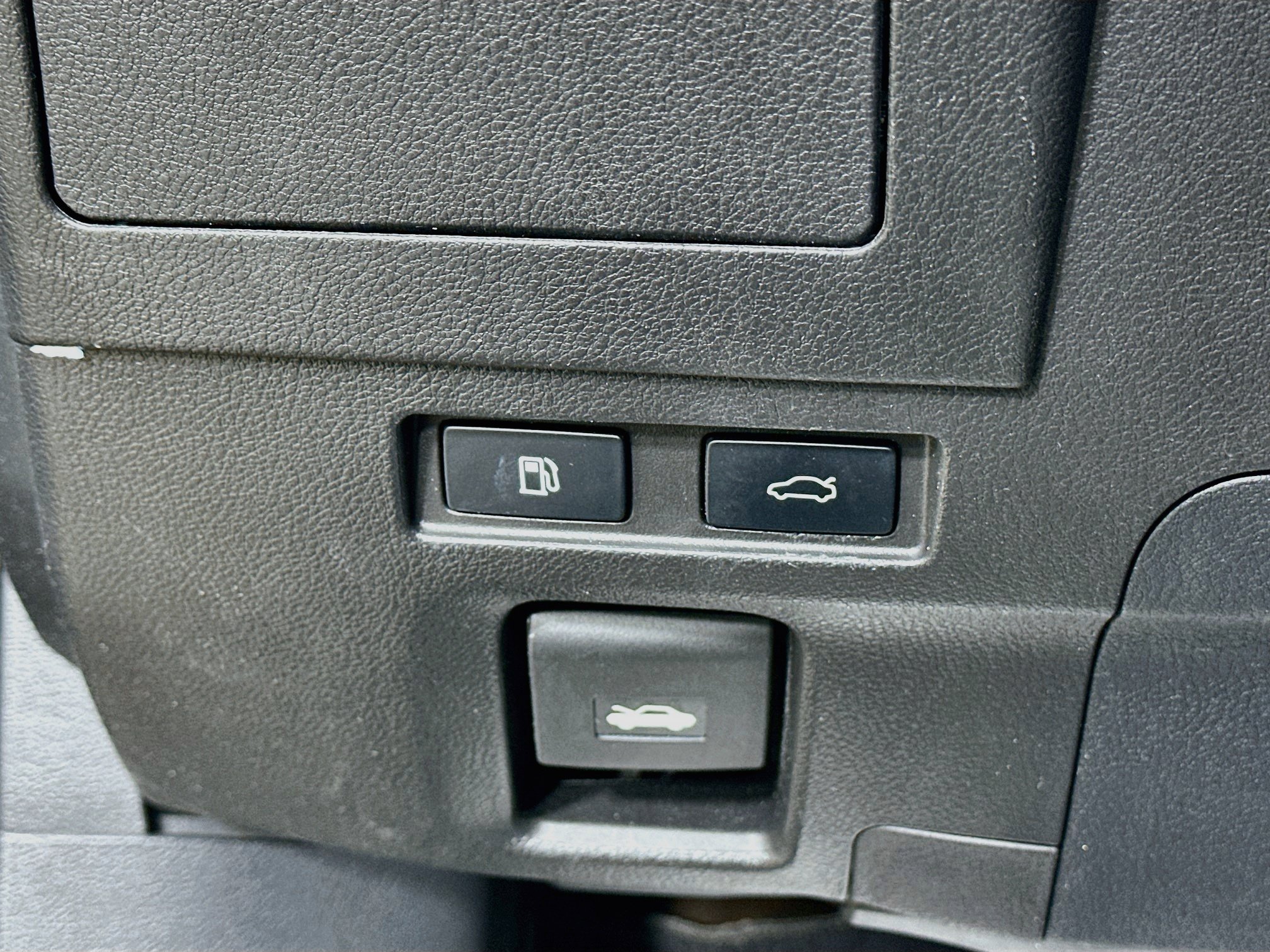 Used 2024 Lexus ES 350 w/ Premium Package FWD image 11