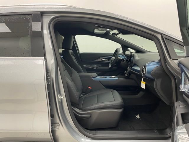 New 2026 Chevrolet Equinox EV LT image 14
