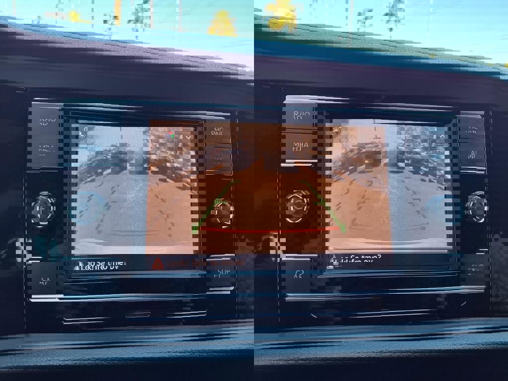 Used 2019 Volkswagen Jetta GLI image 3