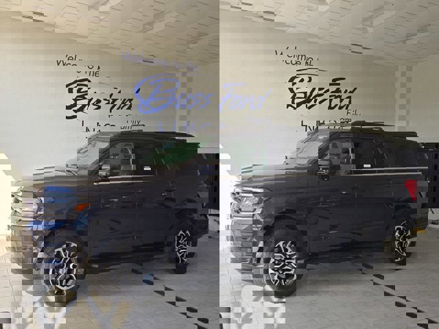 Used 2024 Ford Expedition Max XLT image 1