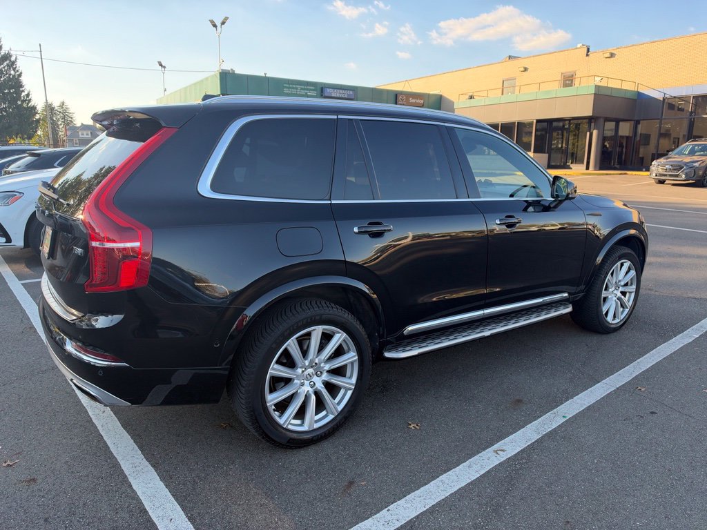 Used 2018 Volvo XC90 T8 Inscription w/ Luxury Package AWD/4WD image 4