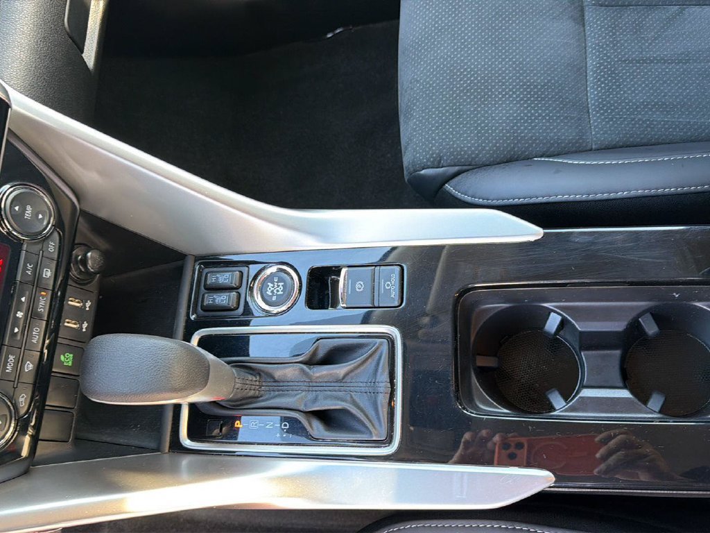Used 2024 Mitsubishi Eclipse Cross SE AWD/4WD image 23