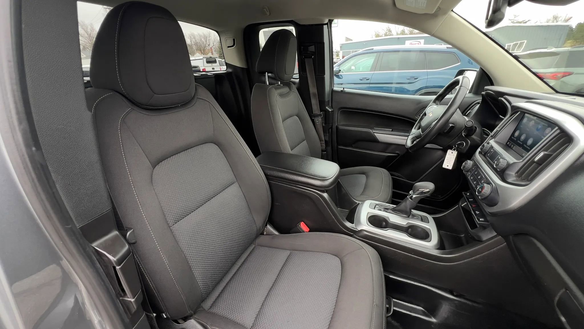 Used 2022 Chevrolet Colorado LT w/ Fleet Safety Package RWD image 21