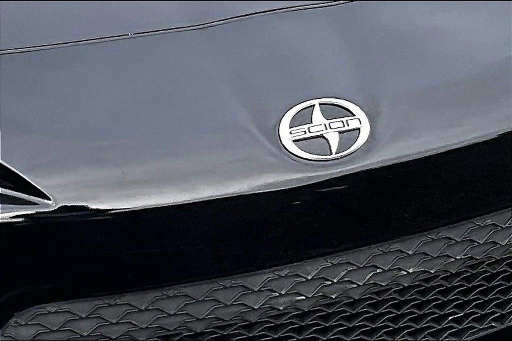 Used 2015 Scion FR-S image 24