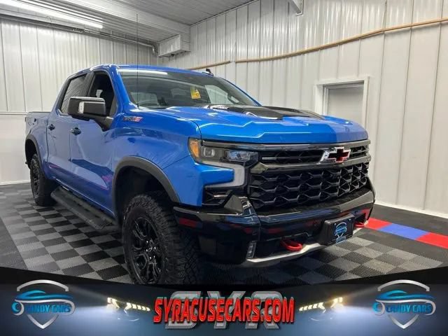 Used 2025 Chevrolet Silverado 1500 ZR2 w/ Technology Package AWD/4WD image 1