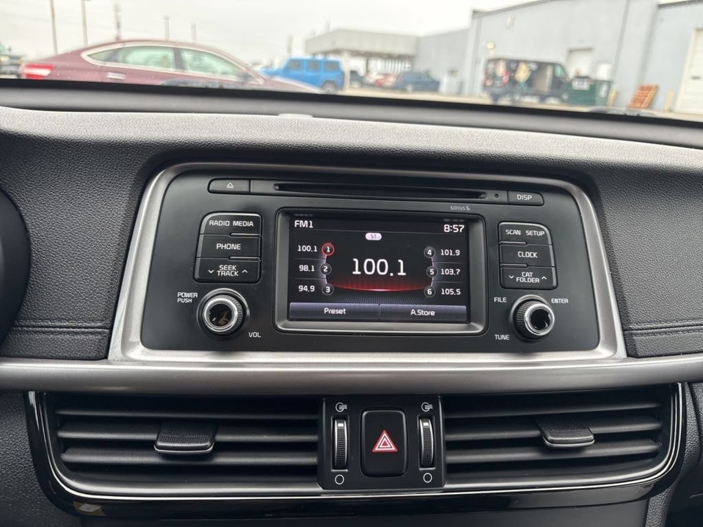 Used 2016 Kia Optima LX FWD image 27