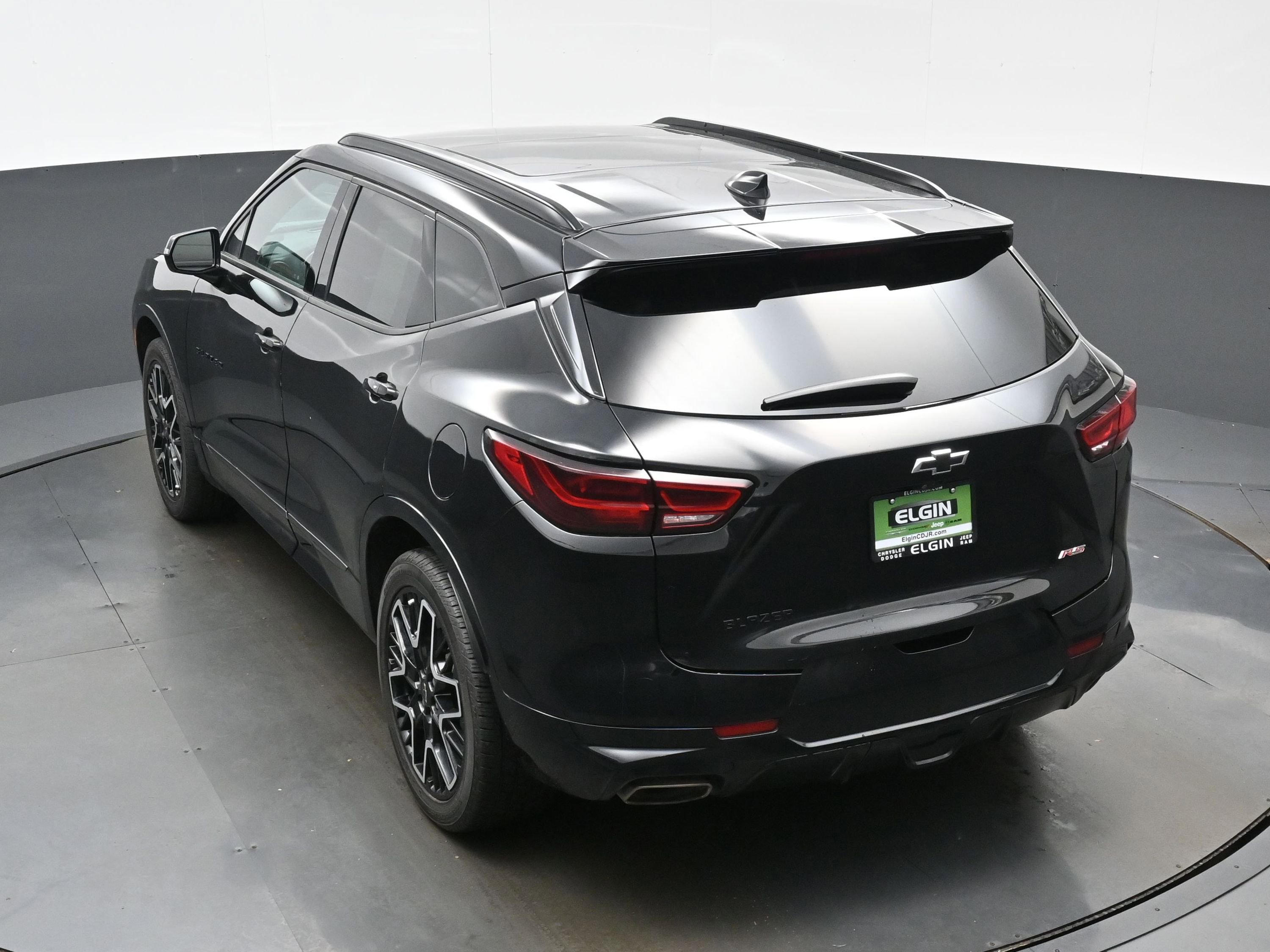 Used 2023 Chevrolet Blazer RS w/ Driver Confidence II Package FWD image 37