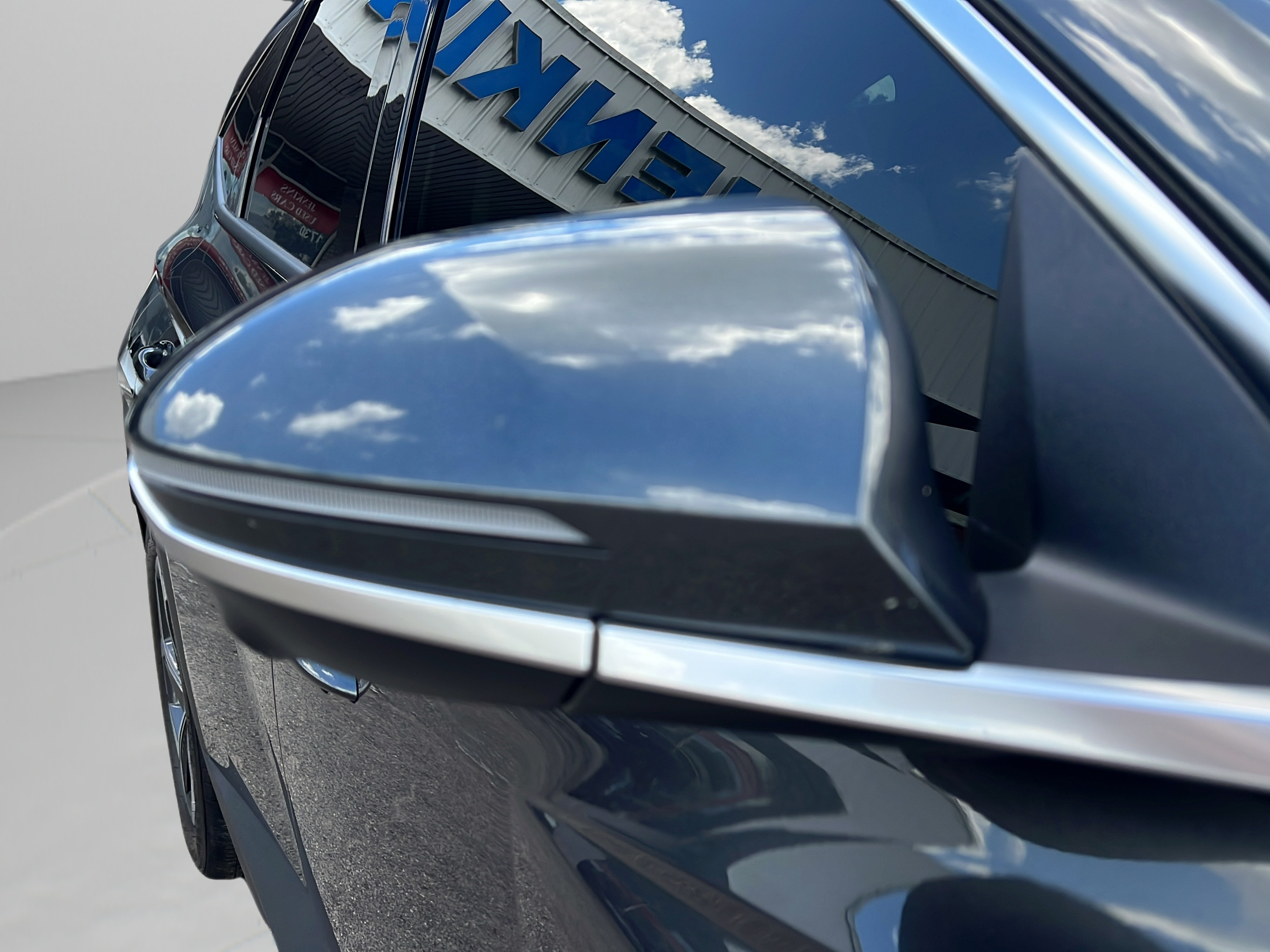 Certified 2023 Hyundai Tucson Limited FWD image 29