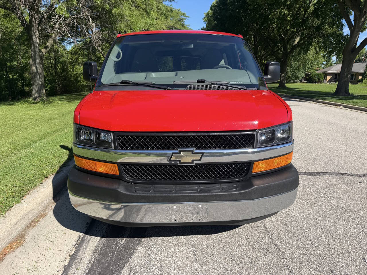 Used 2013 Chevrolet Express 1500 LT w/ LT Preferred Equipment Group AWD/4WD image 8
