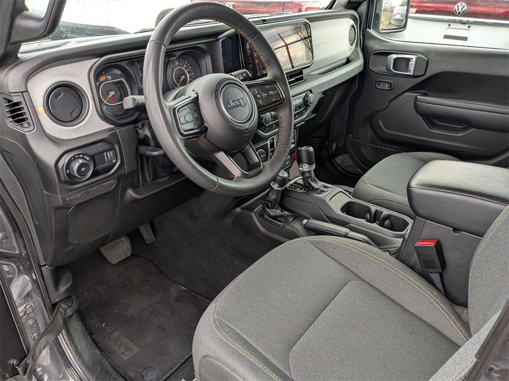 Used 2024 Jeep Wrangler Sport S image 16