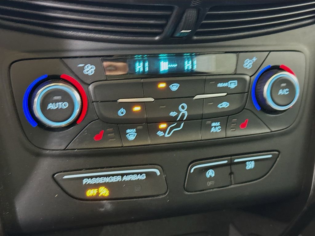 Used 2017 Ford Escape Titanium image 7