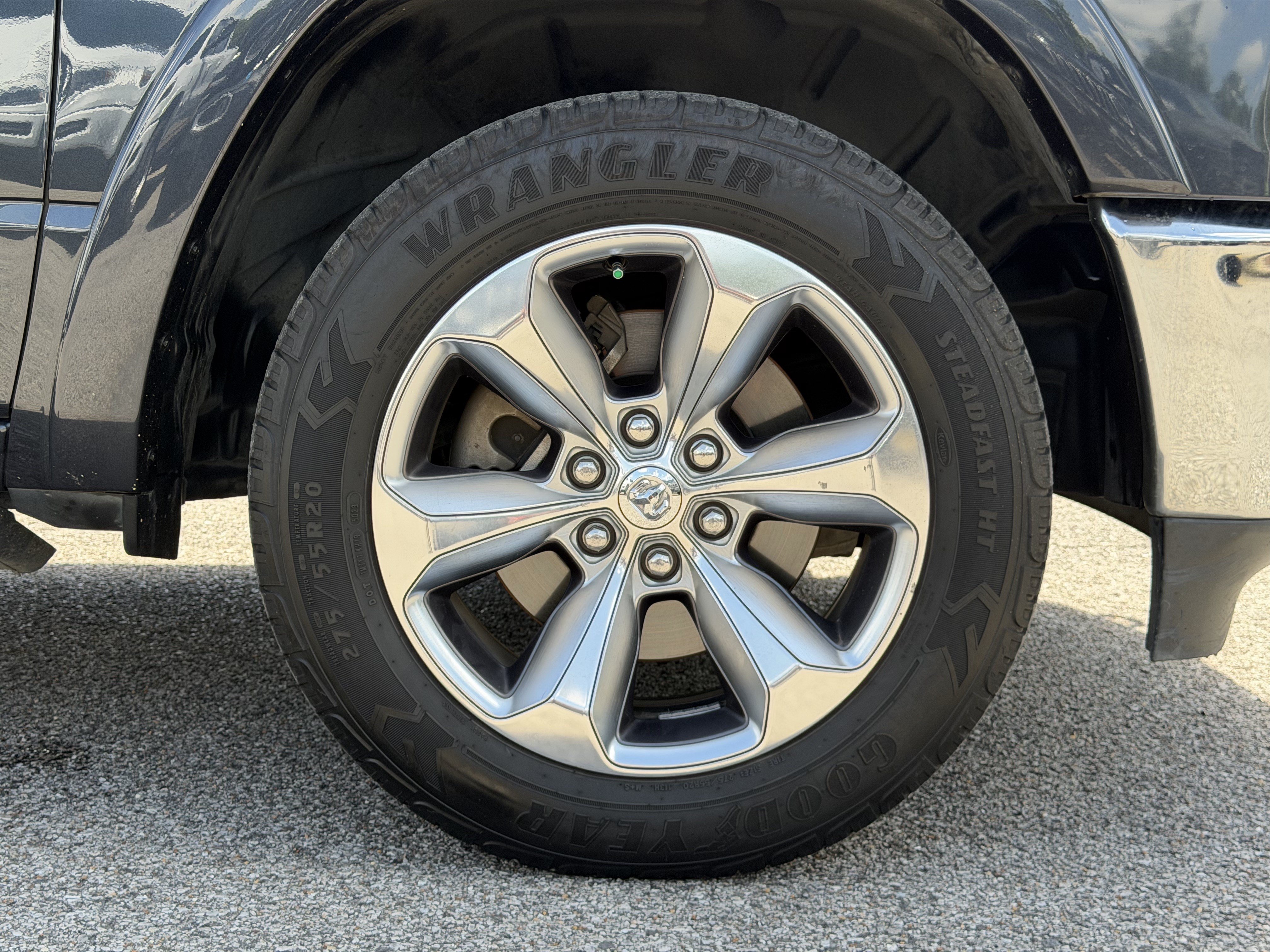 Used 2019 RAM 1500 Limited AWD/4WD image 13