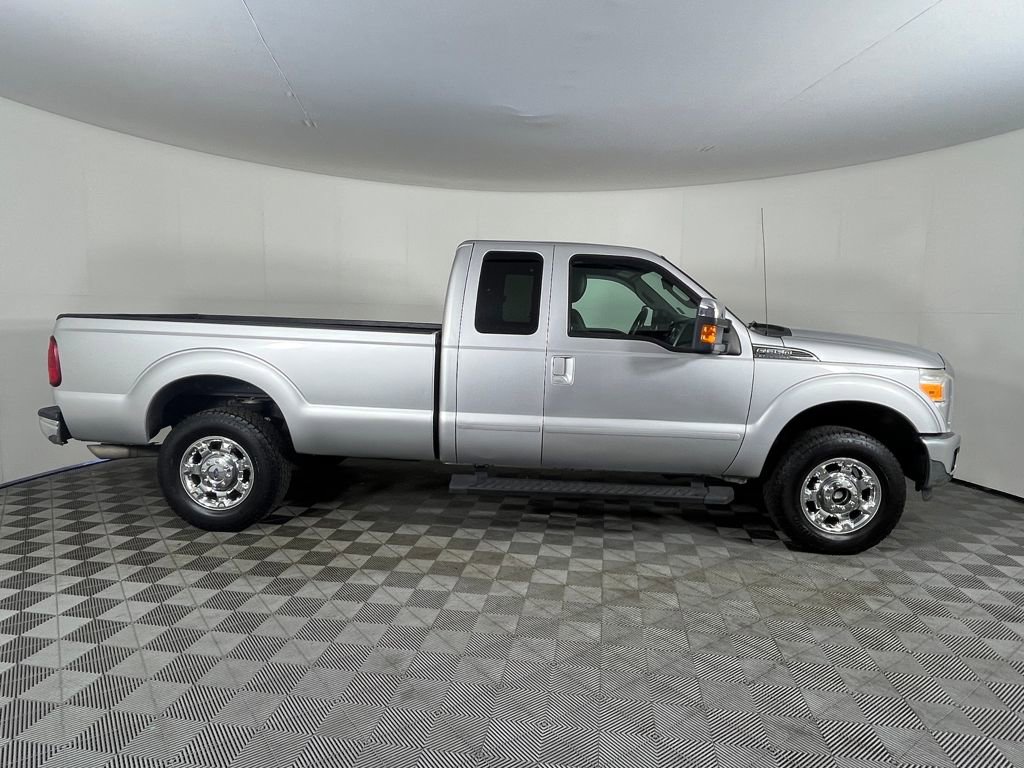 Used 2012 Ford F350 Lariat w/ Chrome Pkg image 5