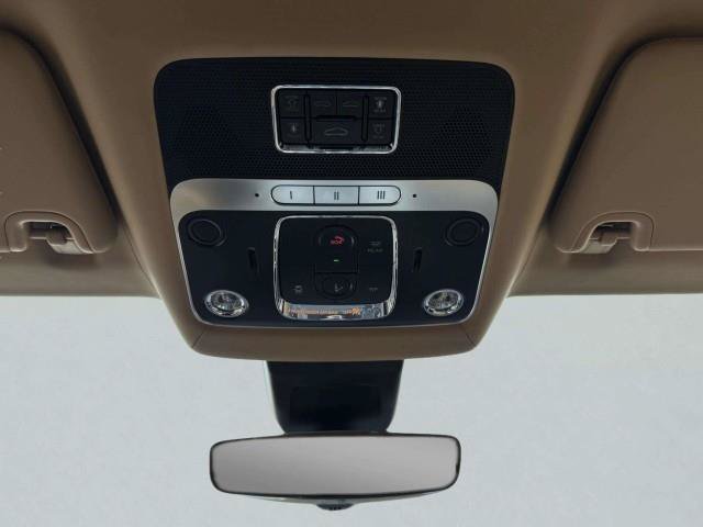 Used 2023 Bentley Flying Spur W12 AWD/4WD image 36