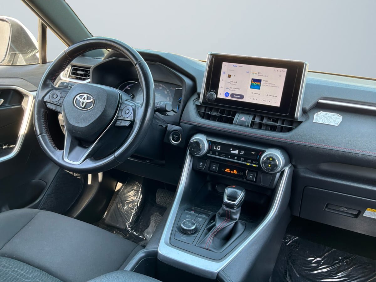 Used 2023 Toyota RAV4 SE w/ Weather & Moonroof Package AWD/4WD image 14