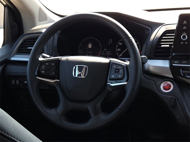 Used 2025 Honda Odyssey EX-L image 13